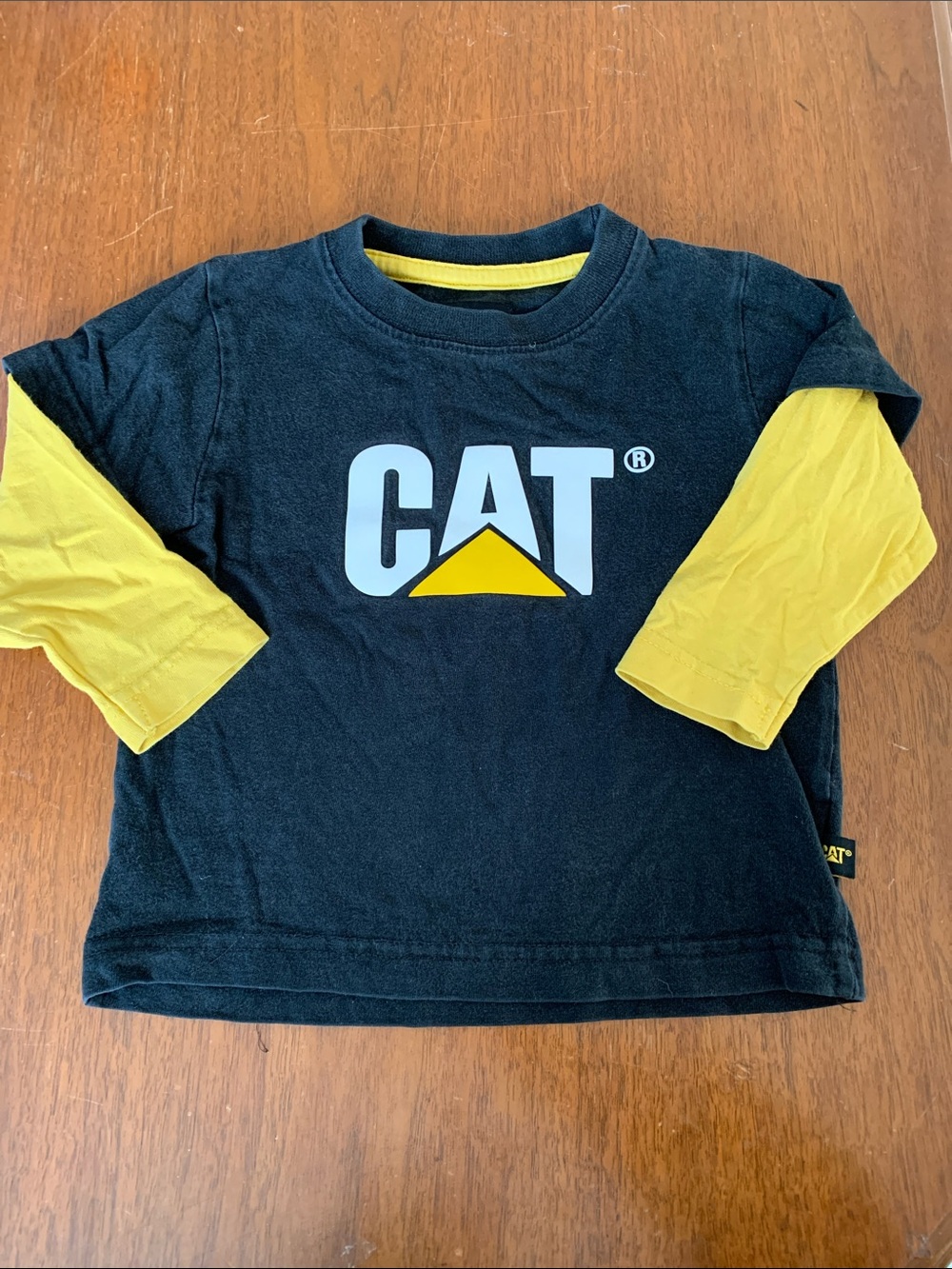 🍊5/$25 CAT Boys' Black Long Sleeve Tee with Yellow Sleeves size 2T